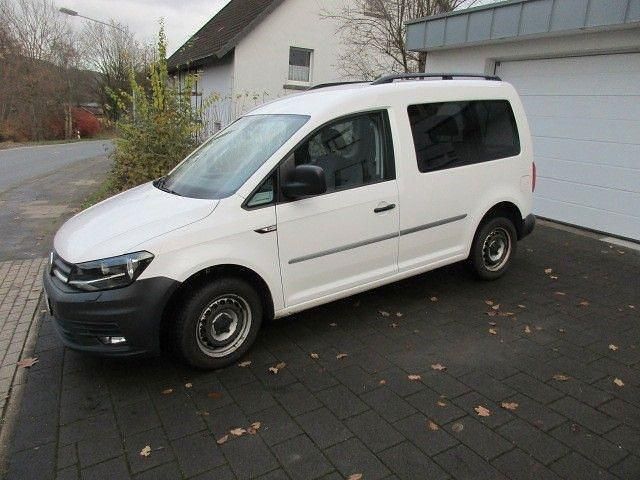 Gebraucht VW Caddy Comfortline 102 PS (75 kW) 2017 Weiß Van / Kleinbus
