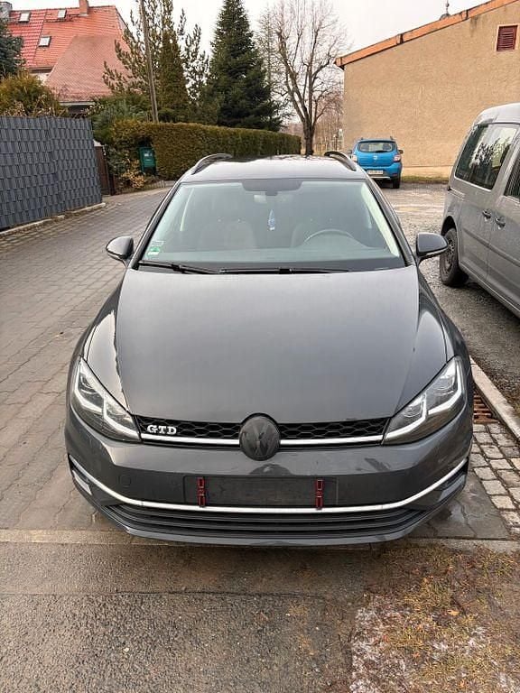 Gebraucht VW Golf VII Comfortline 150 PS (110 kW) 2019 Grau Kombi
