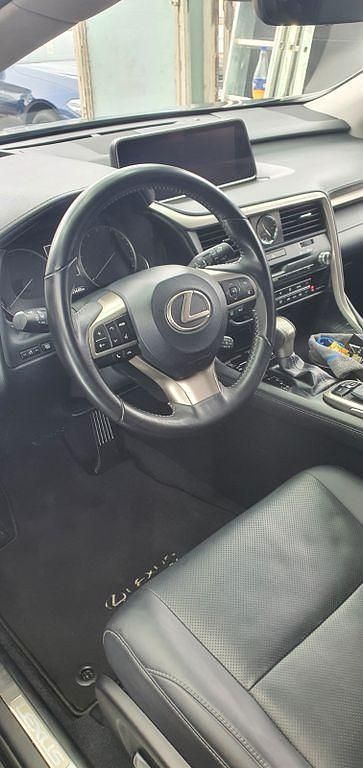 Grau Gebraucht 2018 Lexus RX450h Luxury Line SUV | 29.100 € - Bild 1/4