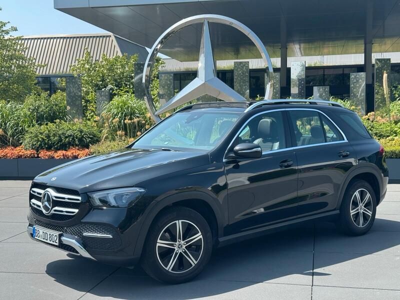 Schwarz Gebraucht 2021 Mercedes GLE300 SUV | 52.500 € (Guter Preis) - Bild 1/4