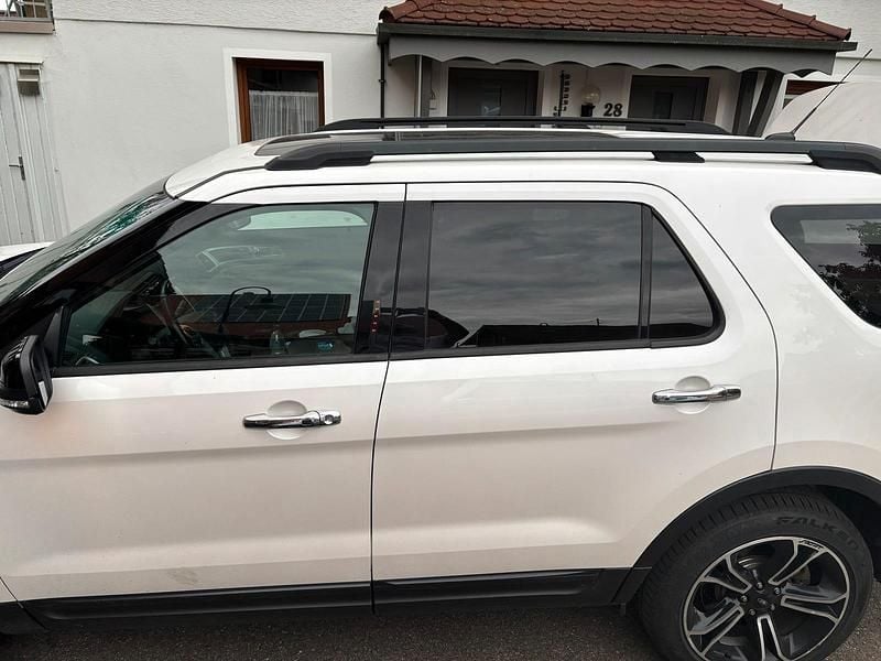 Second-hand Ford Explorer 370 CP (272 kW) 2014 Alb SUV
