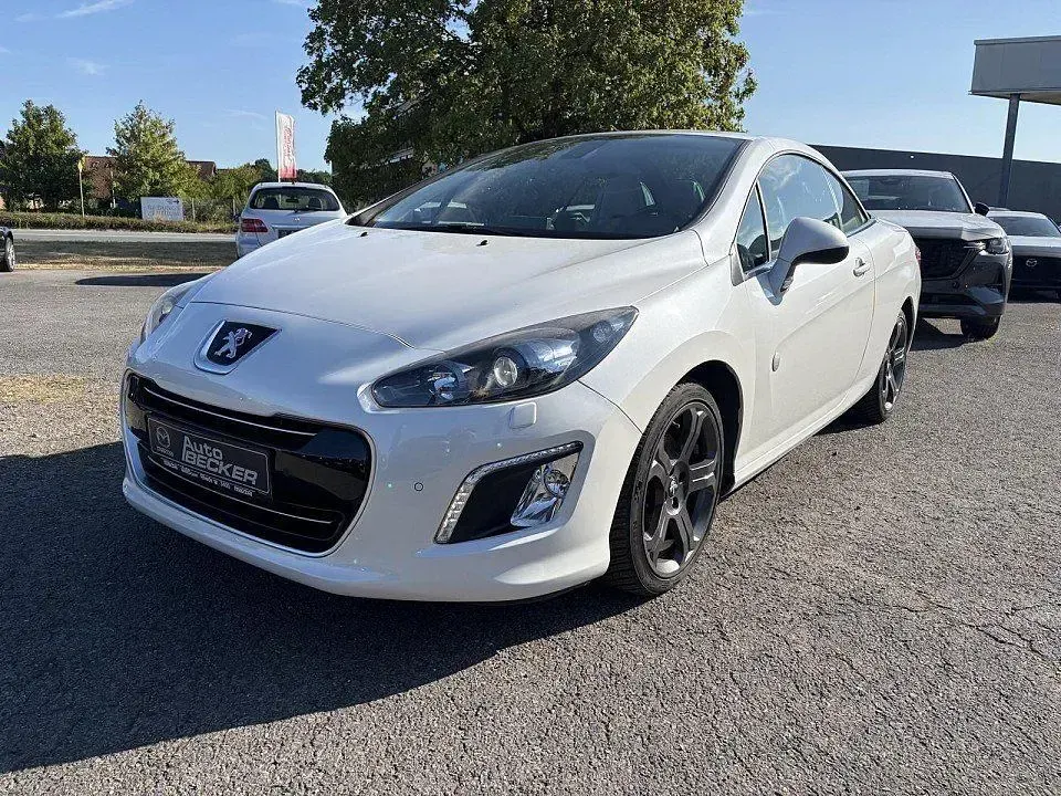 Gebraucht Peugeot 308 Roland Garros 156 PS (114 kW) 2013 Weiß
