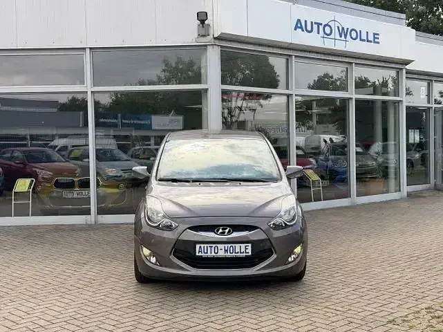 Gebraucht Hyundai ix20 125 PS (91 kW) 2014 Andere Kleinwagen