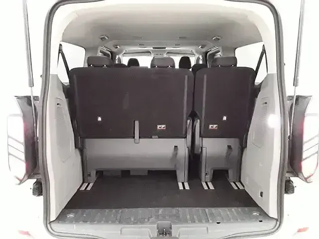 Gebraucht Ford Tourneo Custom Titanium 136 PS (100 kW) 2024 Andere Van