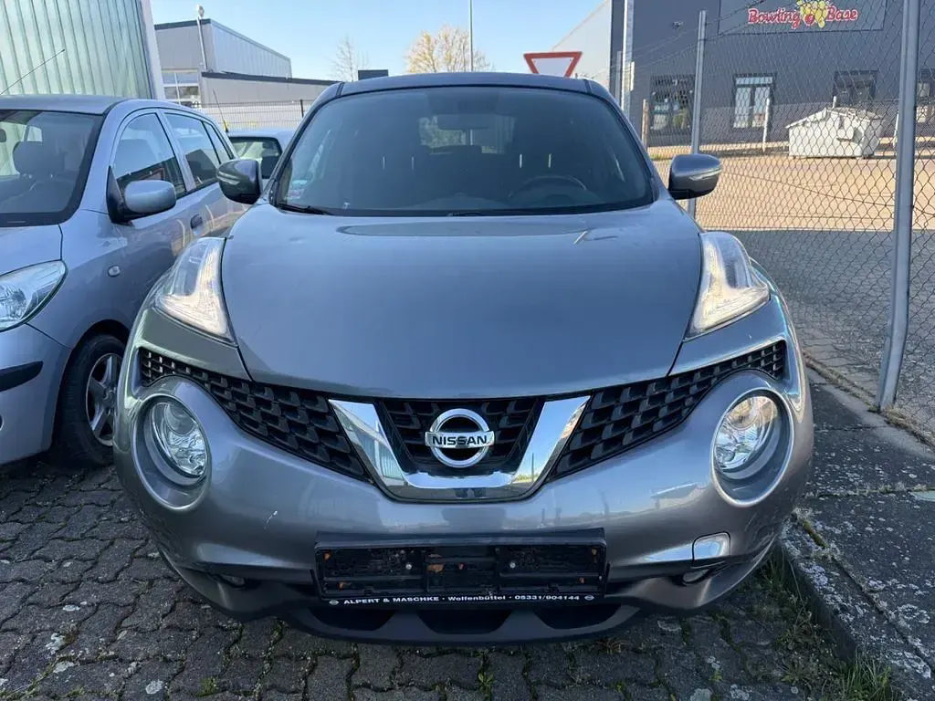 Gebraucht Nissan Juke Acenta 110 PS (80 kW) 2015 Grau SUV
