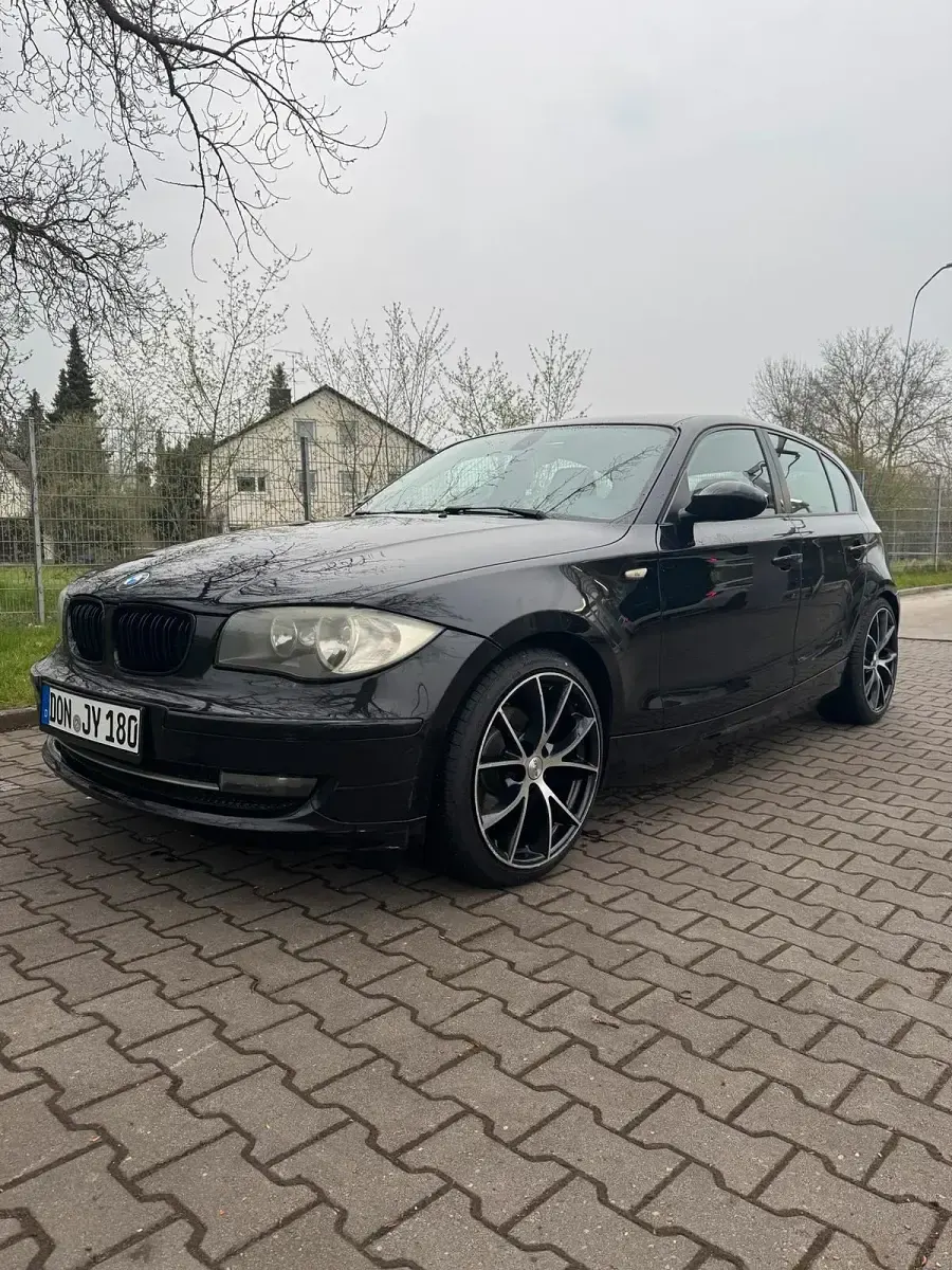 Brugt BMW 118 143 HK (105 kW) 2008 Sort Hatchback