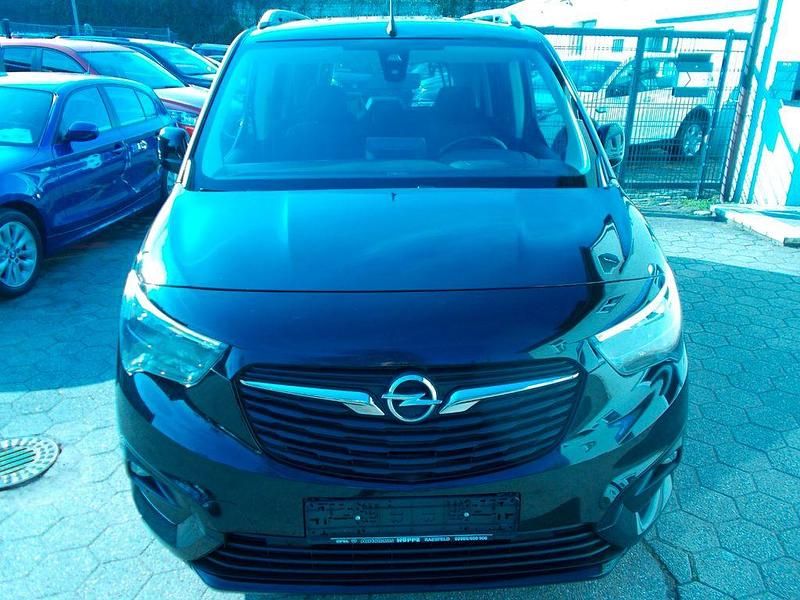 Gebraucht Opel Combo Life Edition 102 PS (75 kW) 2018 Schwarz Kombi