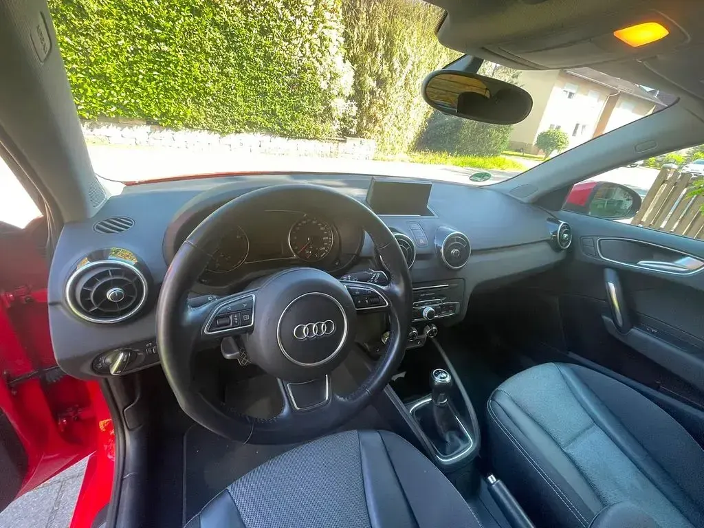 Gebraucht Audi A1 Sportback 95 PS (69 kW) 2019 Rot Kleinwagen