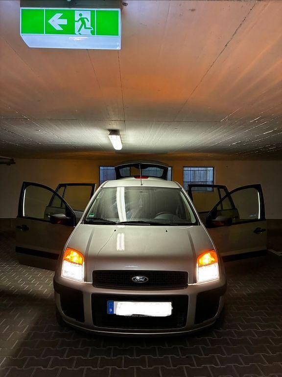 Gebraucht Ford Fusion Ambiente 68 PS (50 kW) 2008 Silber Kleinwagen