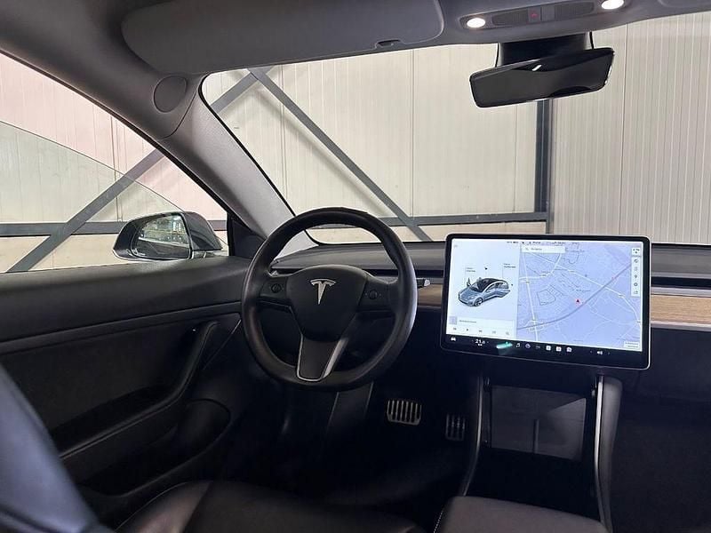 Gebraucht Tesla Model 3 Standard Range 175 kW (238 PS) 2020 Grau Limousine