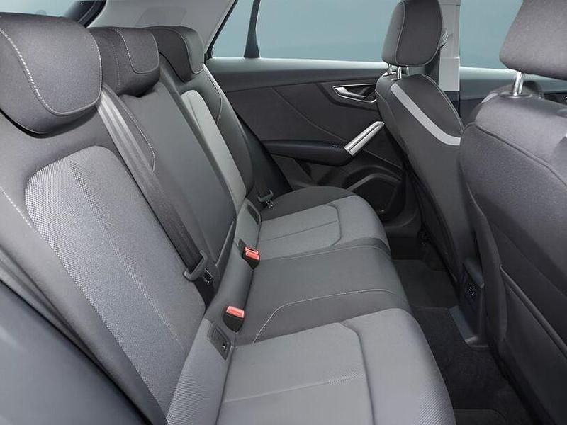 Gebraucht Audi Q2 S-Line 150 PS (110 kW) 2025 Grau SUV