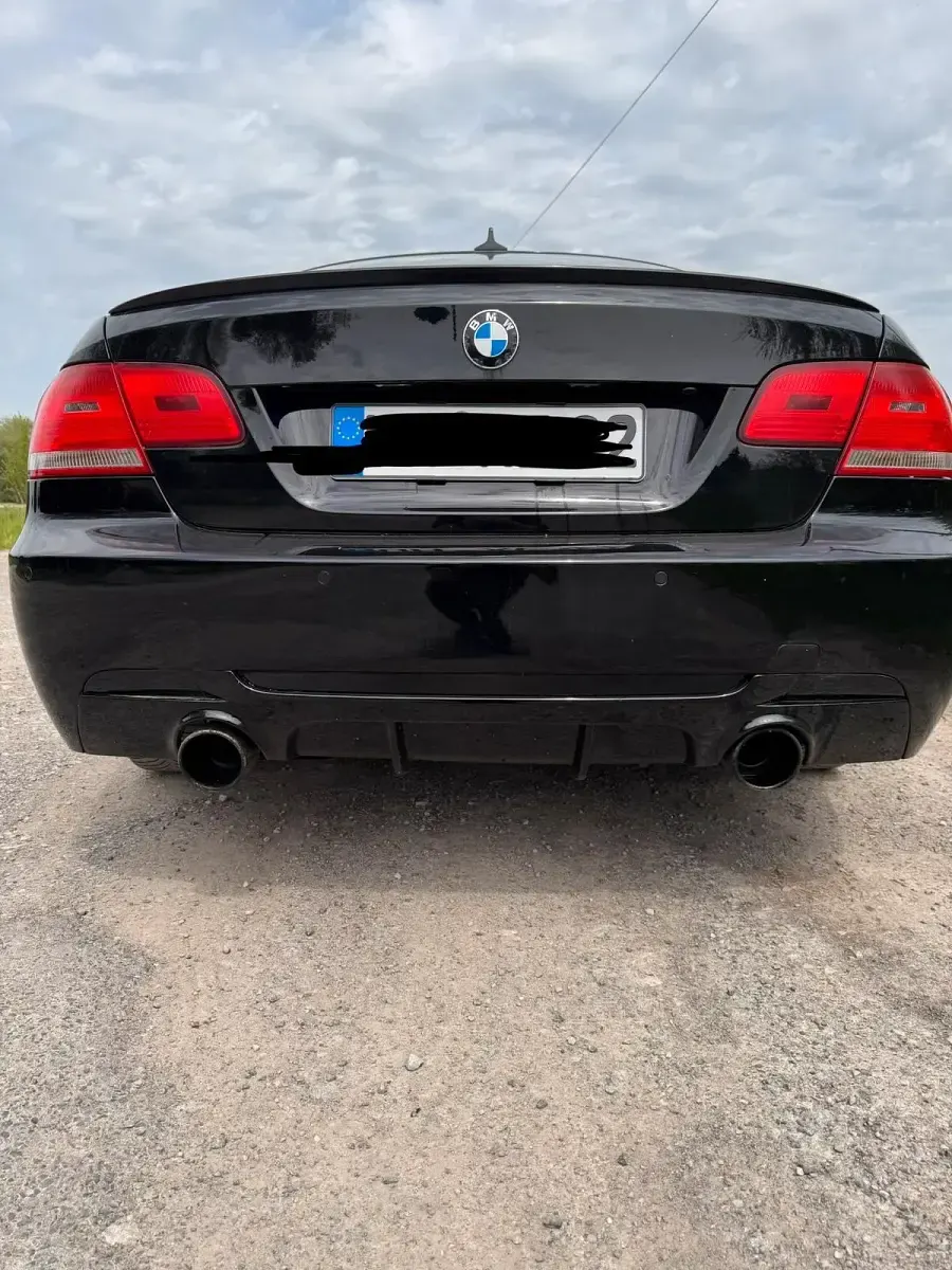 Używany BMW 325 218 KM (160 kW) 2008 Czarny Coupe