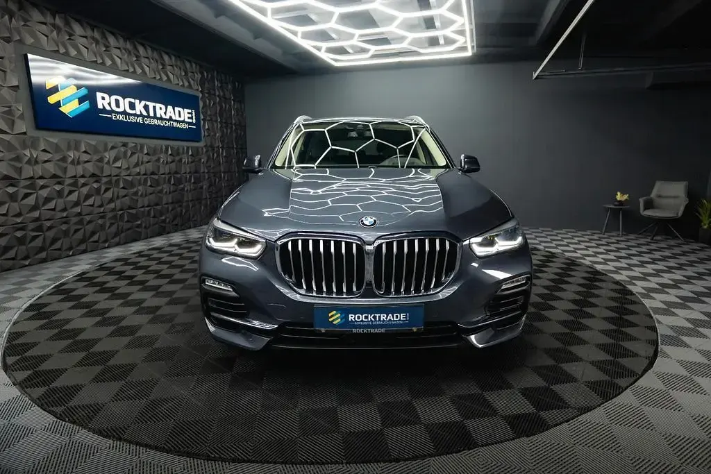 Gebraucht BMW X5 Sport Line 340 PS (250 kW) 2019 Grau SUV