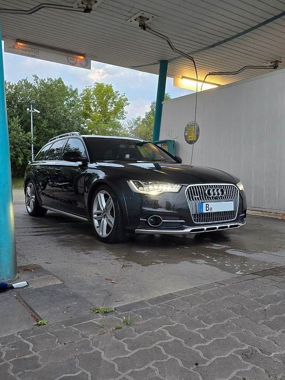 Braun Gebraucht 2013 Audi A6 Allroad Ambiente Kombi | 29.300 € (Teuer) - Bild 1/4