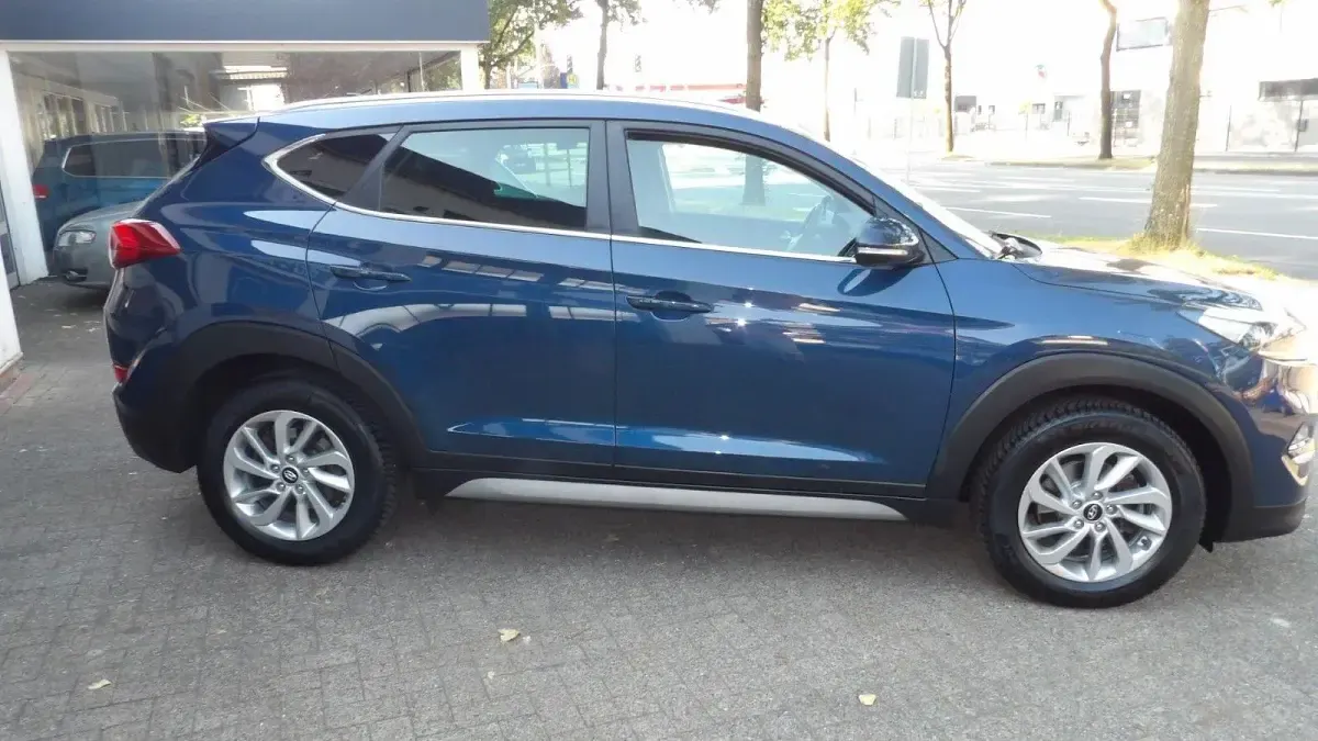 Gebraucht Hyundai Tucson 177 PS (130 kW) 2017 Blau SUV