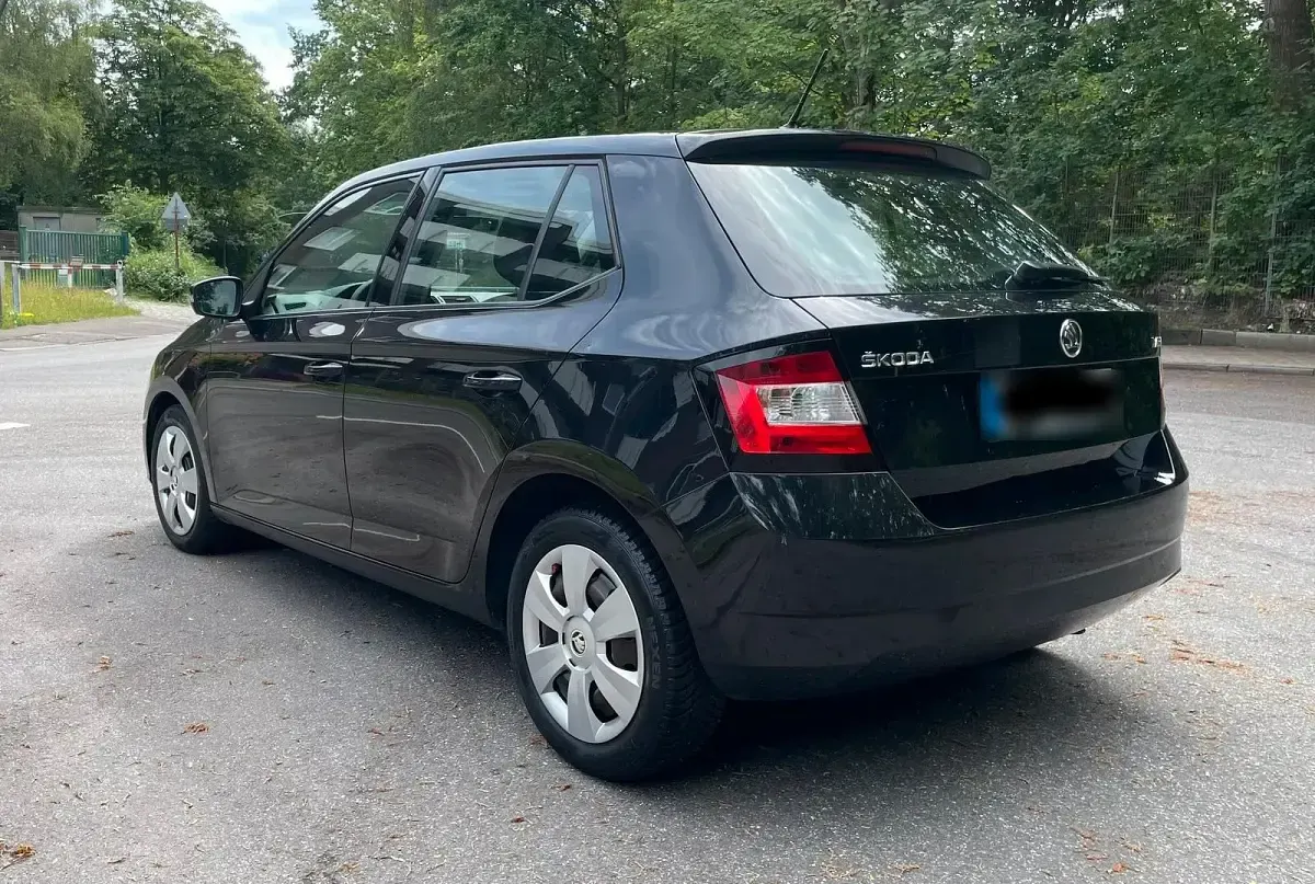 Gebraucht Skoda Fabia 75 PS (55 kW) 2017 Schwarz Kleinwagen