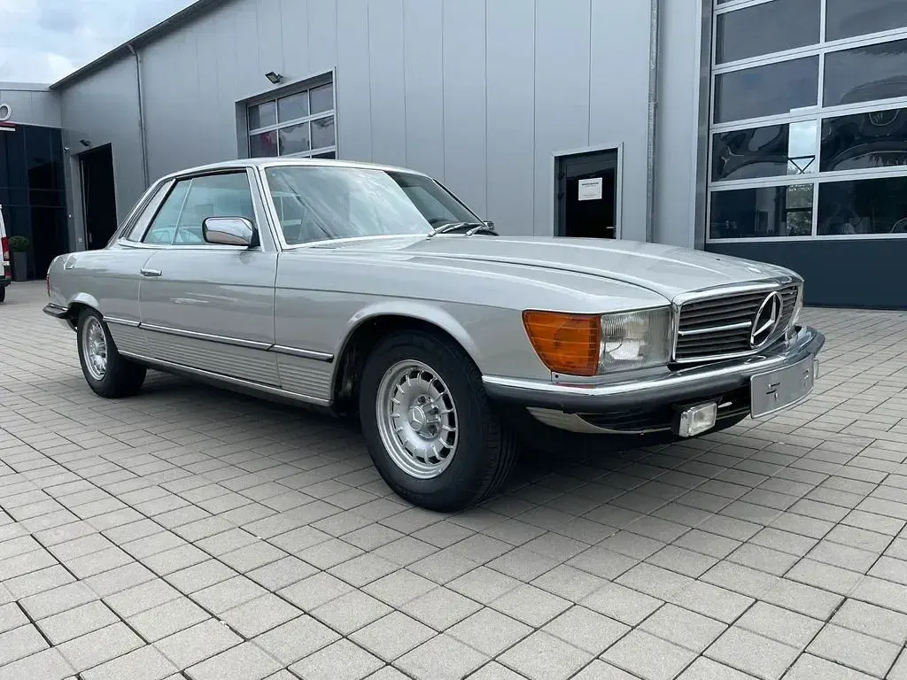 Gebraucht Mercedes SLC380 163 PS (119 kW) 1981 Silber Coupé