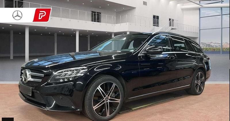 Gebraucht Mercedes C300e Avantgarde 306 PS (225 kW) 2021 Schwarz Kombi
