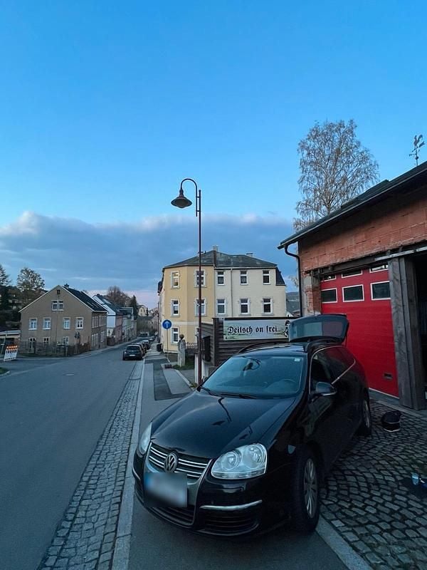 Second-hand VW Golf V 105 CP (77 kW) 2008 Negru Break