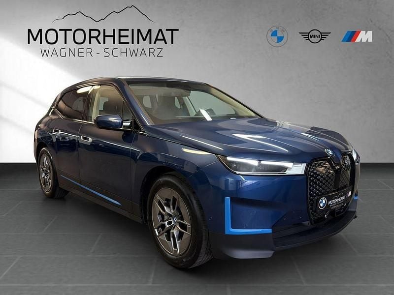 Gebraucht BMW iX 239 kW (326 PS) 2023 Blau SUV