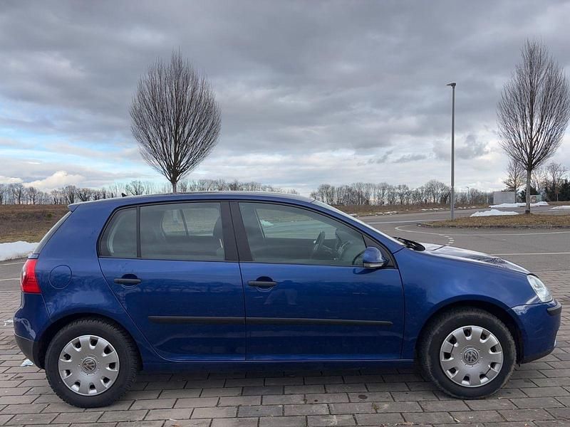 Gebraucht VW Golf IV Comfortline 80 PS (58 kW) 2005 Blau Limousine