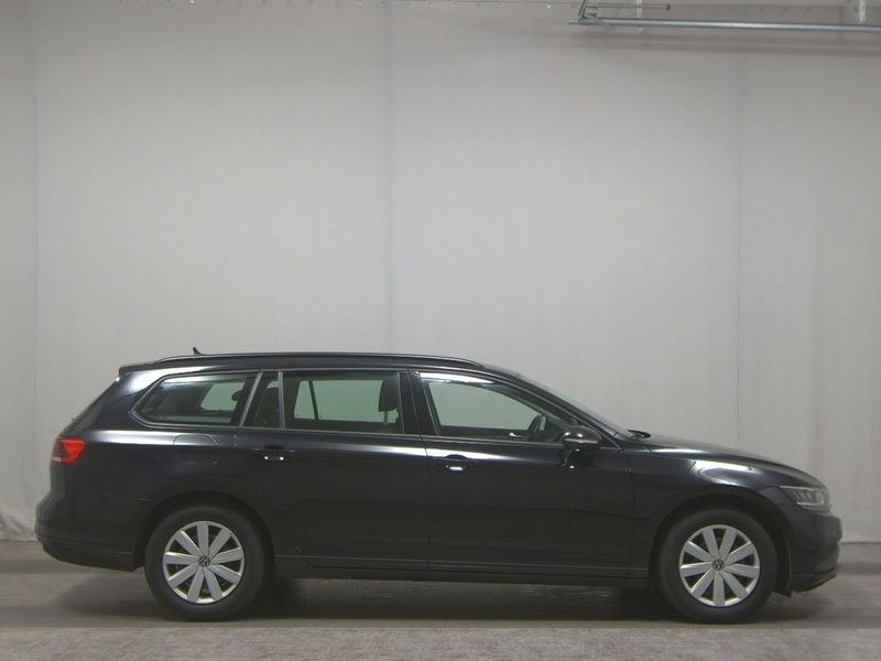 Schwarz Gebraucht 2022 VW Passat Conceptline Kombi | 14.980 € (Superpreis) - Bild 1/4