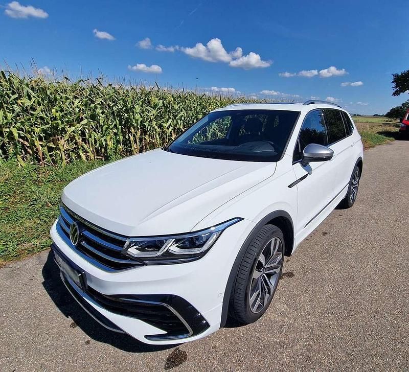 Gebraucht VW Tiguan Allspace R-line 245 PS (180 kW) 2023 SUV