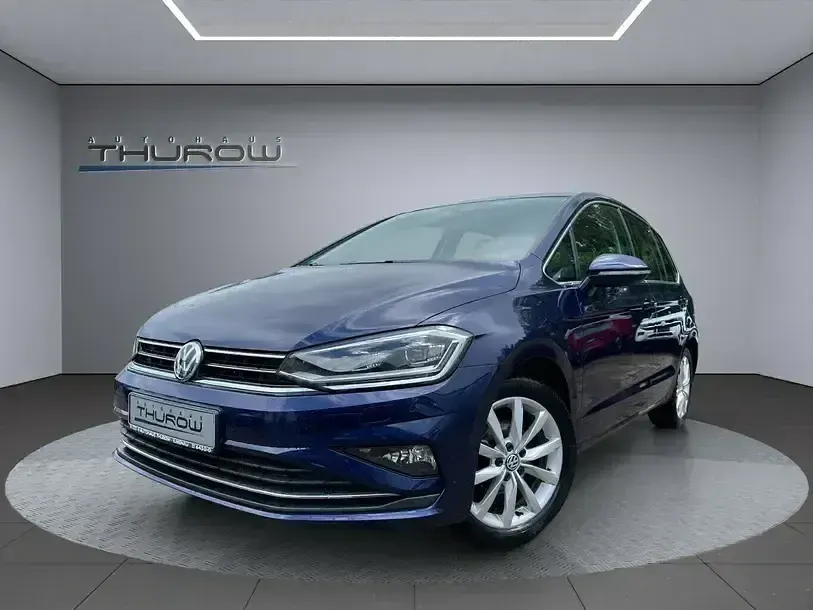 Gebraucht VW Golf VII Highline 131 PS (96 kW) 2018 Atlantik blue metallic Limousine
