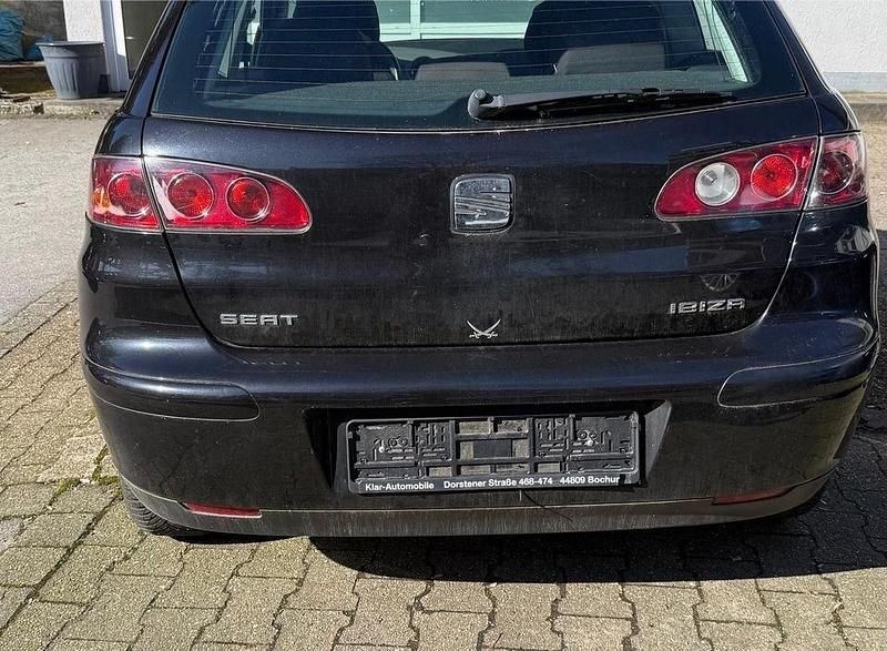 Gebraucht Seat Ibiza 75 PS (55 kW) 2005 Schwarz Kleinwagen