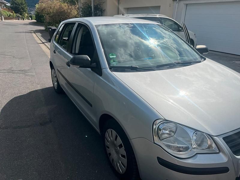 Gebraucht VW Polo 65 PS (47 kW) 2007 Silber Kleinwagen