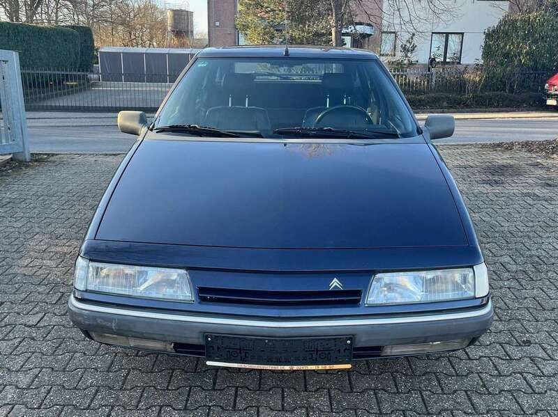 Blau Gebraucht 1990 Citroën XM Limousine | 7.900 € - Bild 1/4