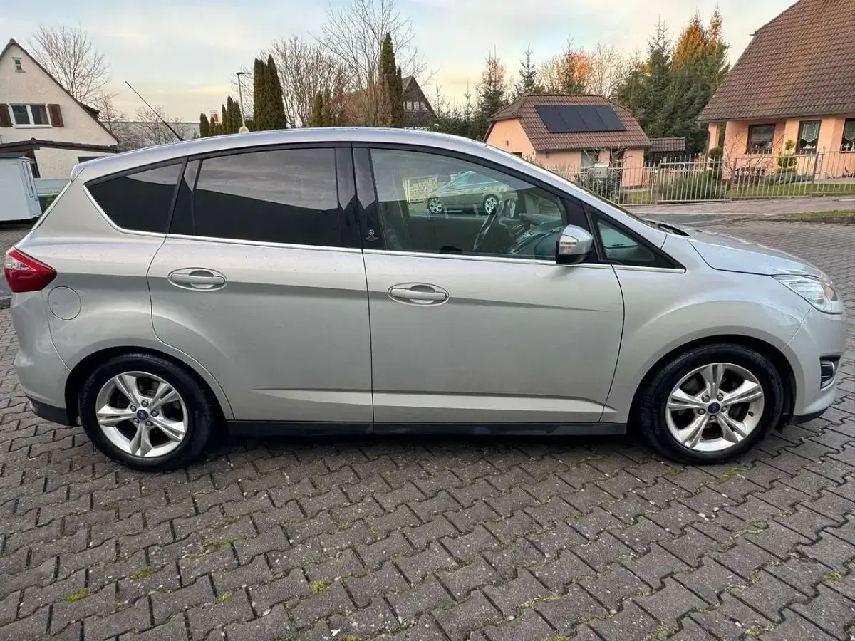 Gebraucht Ford C-MAX Champions Edition 116 PS (85 kW) 2013 Polarsilber metallic Van / Kleinbus
