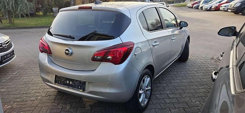 Gebraucht Opel Corsa 90 PS (66 kW) 2017 Argon silber/ice silver (m2) Kleinwagen
