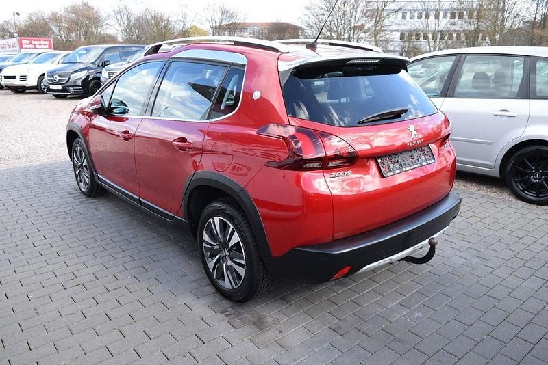 Gebraucht Peugeot 2008 Allure 120 PS (88 kW) 2016 Rot SUV
