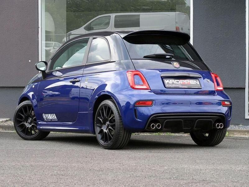 Gebraucht Abarth 595 165 PS (121 kW) 2021 Scorpione schwarz/podio blau Kleinwagen