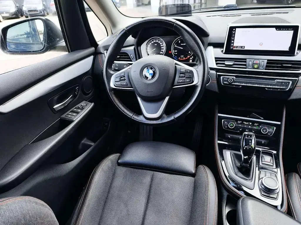 Gebraucht BMW 218 Sport Line 150 PS (110 kW) 2021 Schwarz Van / Kleinbus