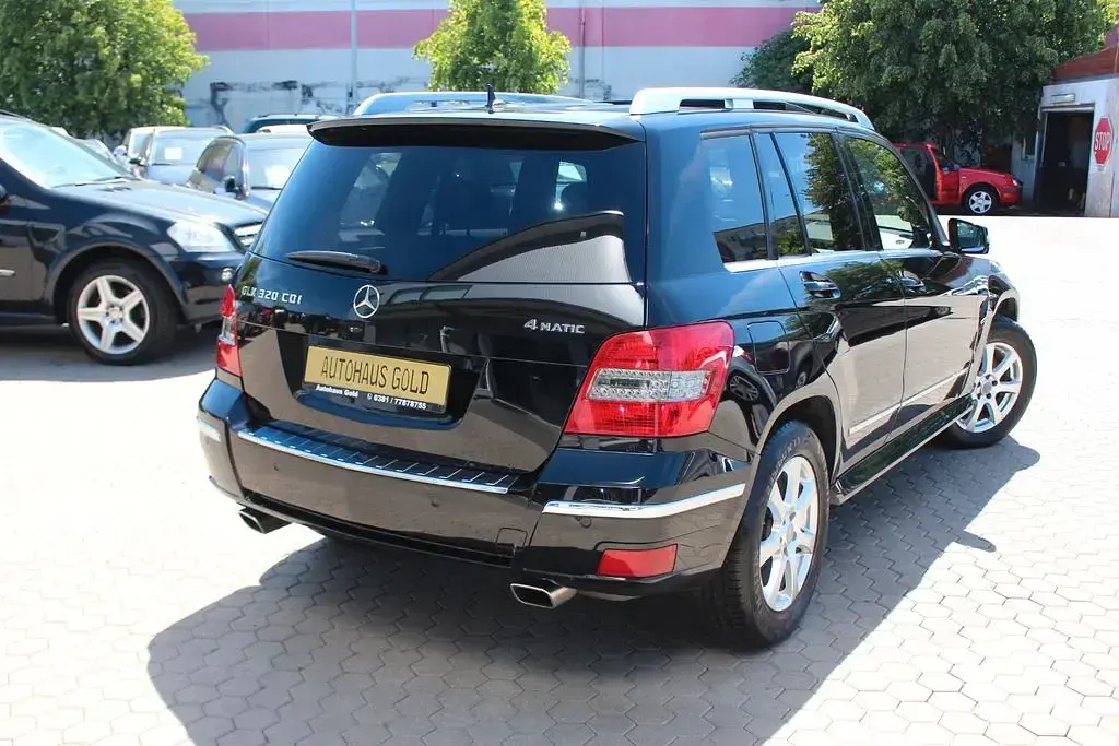 Używany Mercedes GLK320 224 KM (164 kW) 2009 Czarny SUV