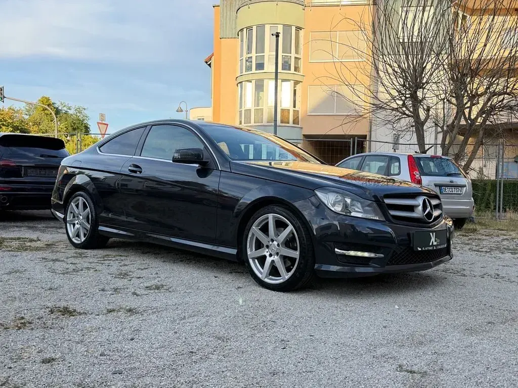 Gebraucht Mercedes C250 204 PS (150 kW) 2013 Schwarz Coupé
