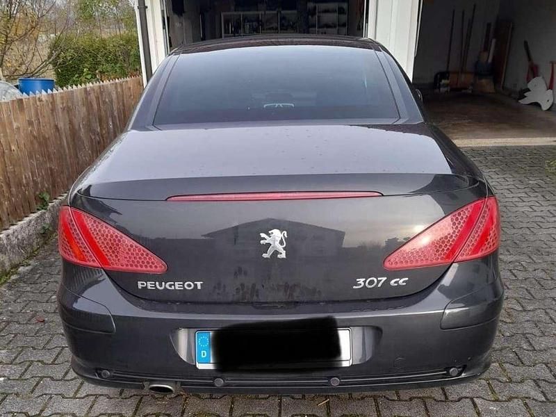 Schwarz Gebraucht 2006 Peugeot 307 CC Cabrio | 2.499 € (Fairer Preis) - Bild 1/4
