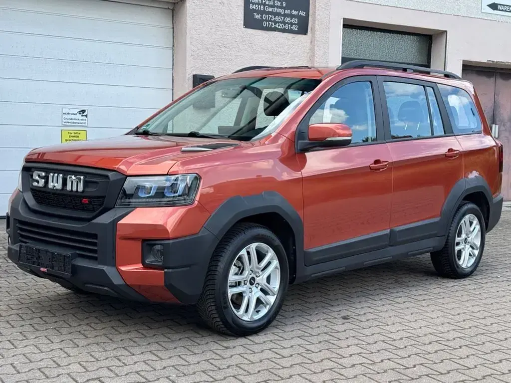 Gebraucht SWM G03 110 PS (80 kW) 2024 Orange SUV