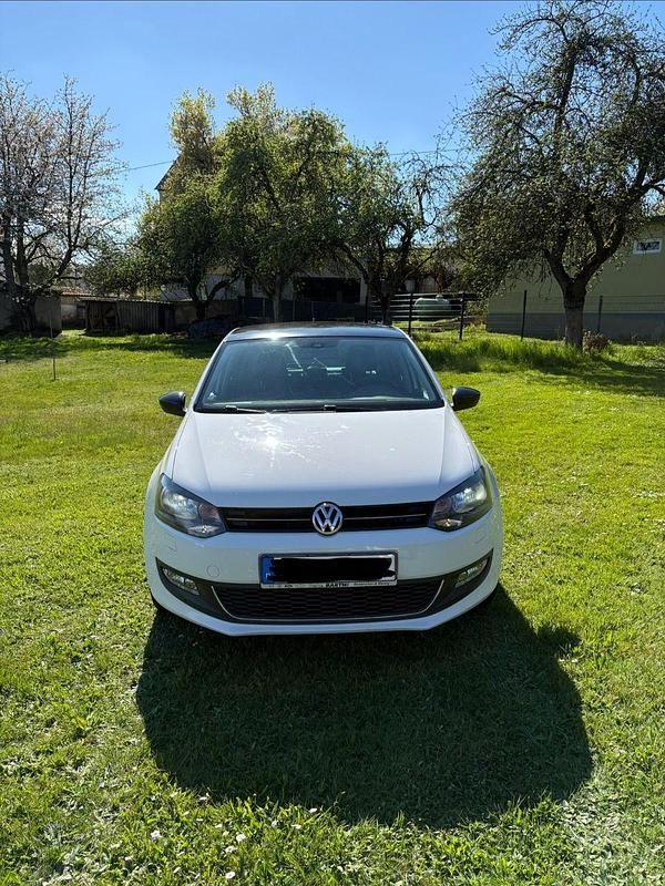 Gebraucht VW Polo Life 90 PS (66 kW) 2014 Weiß Kleinwagen