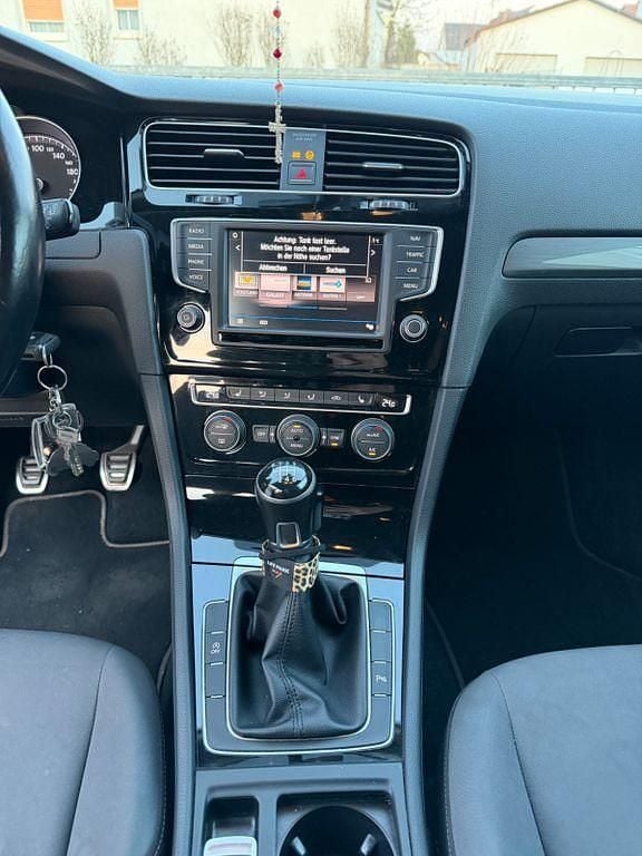 Gebraucht VW Golf Alltrack 150 PS (110 kW) 2017 Grau Kombi