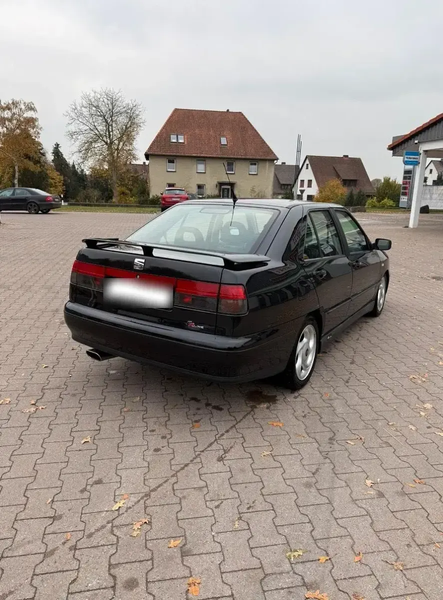 Gebraucht Seat Toledo 101 PS (74 kW) 1997 Schwarz Limousine