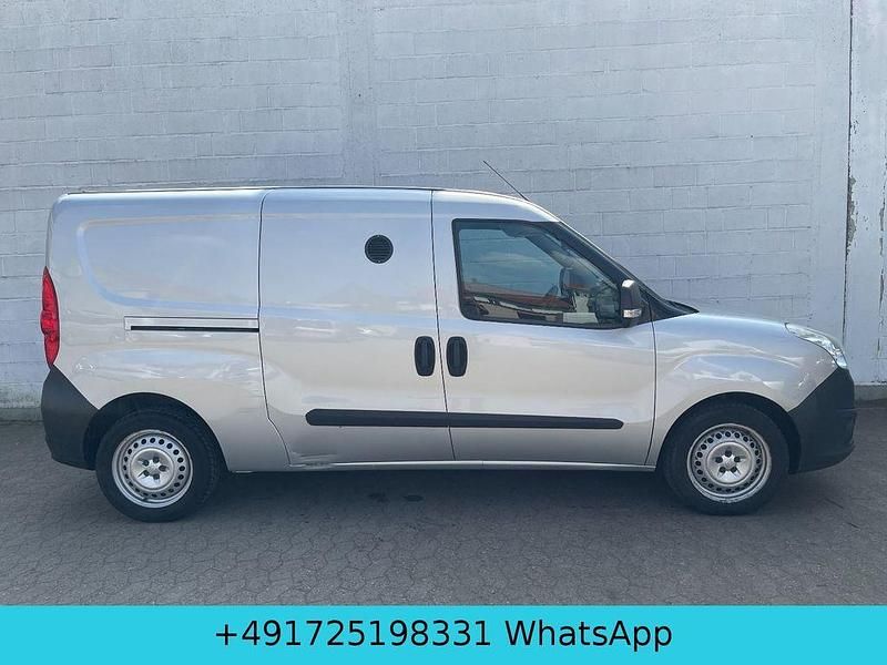 Second-hand Opel Combo 95 CP (69 kW) 2017 Argintiu Monovolum