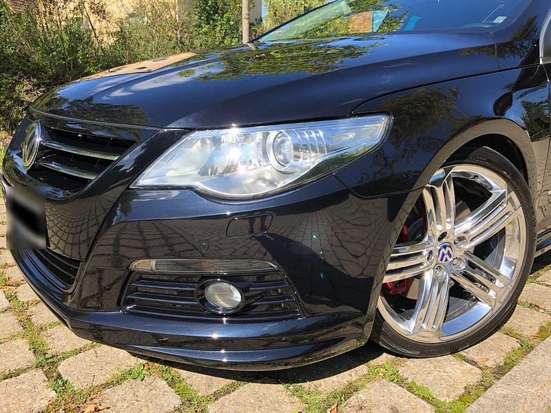 Gebraucht VW Passat R 258 PS (189 kW) 2010 Schwarz Coupé