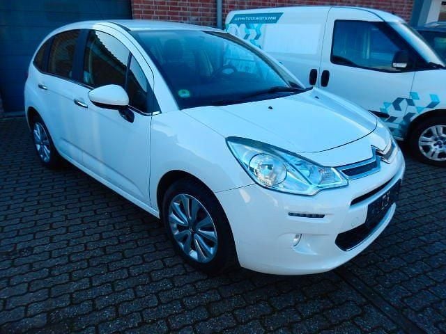 Second-hand Citroën C3 SELECTION 82 CP (60 kW) 2015 Alb Berlinǎ