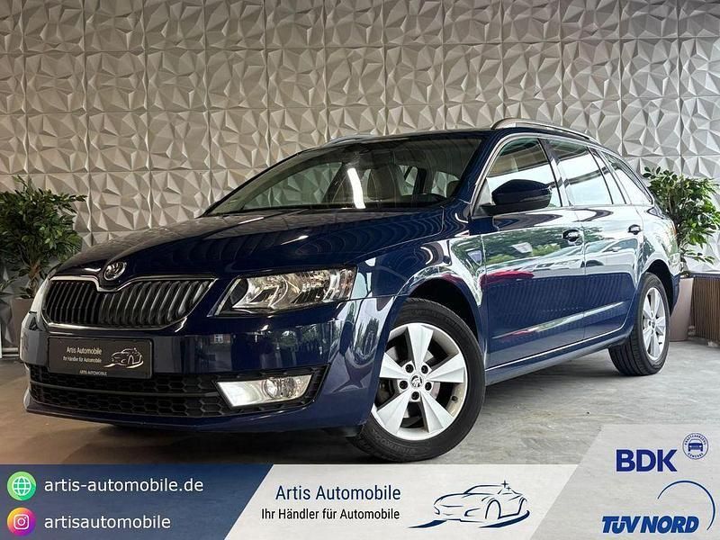 Blau Gebraucht 2013 Skoda Octavia Elegance Kombi | 6.490 € (Guter Preis) - Bild 1/4
