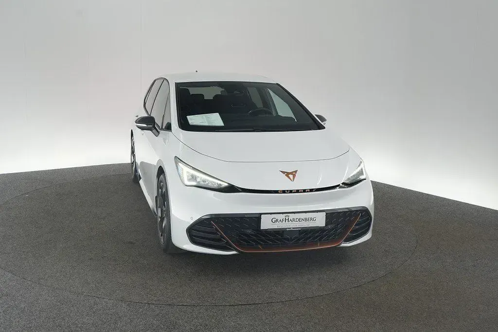 Gebraucht Cupra Born 150 kW (204 PS) 2022 Weiß Kleinwagen