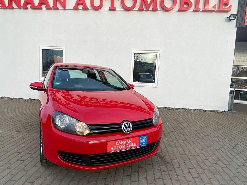 Usata VW Golf VI Trendline 80 CV (58 kW) 2009 Rosso Utilitaria
