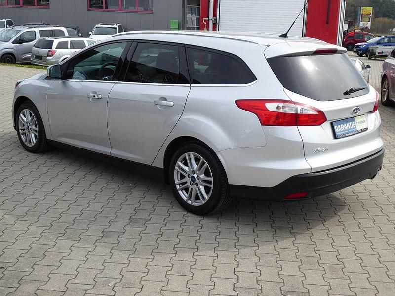 Gebraucht Ford Focus Titanium 163 PS (119 kW) 2013 Silber Limousine